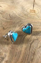 Load image into Gallery viewer, Heart Earrings
